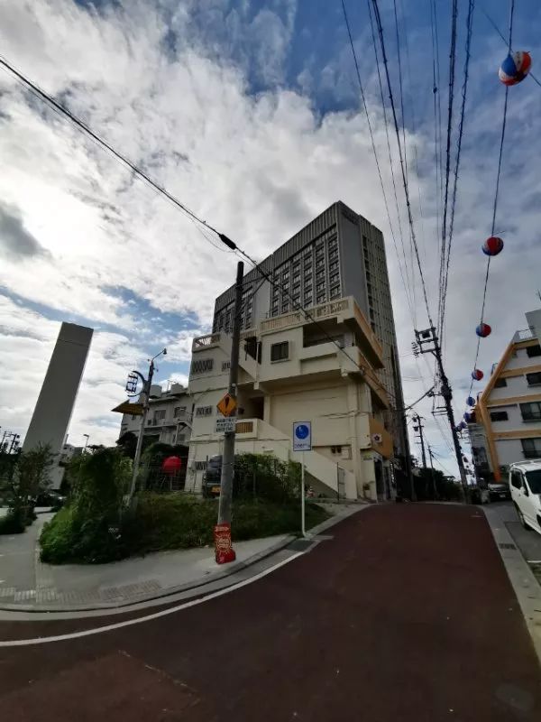 春节街头见闻,街头采访体验有钱人生活