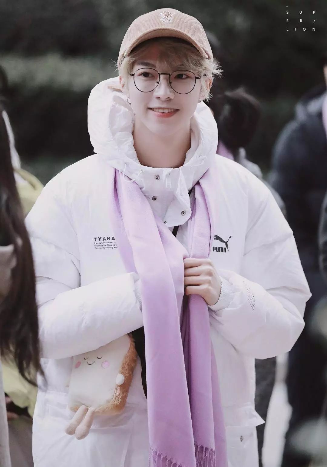 2020鼠年恰逢《猫和老鼠》相爱相杀80年，品牌借胡歌小凯花式讨好