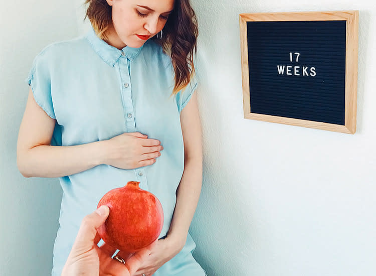 肚子里的宝宝不同时间对应的大小,怎么知道肚子里的宝宝长什么样