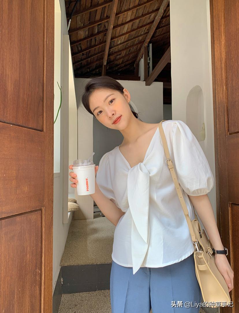 “挤奶衫”什么鬼？普通人穿丑哭了