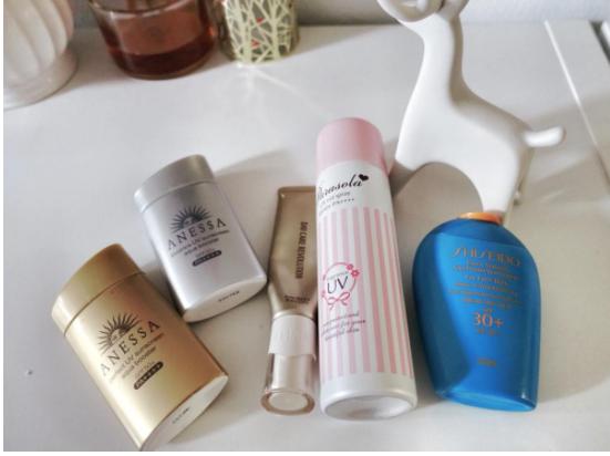 防晒哪个牌子好清爽不油腻不搓泥,哪款防晒霜防晒效果最好不油腻的