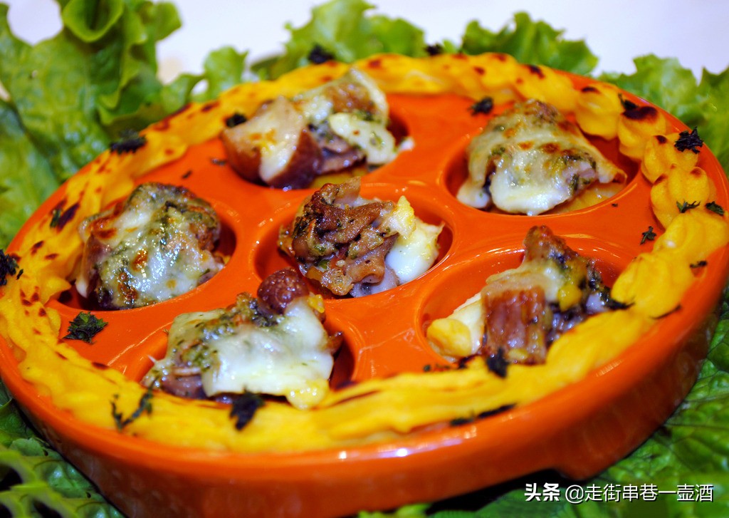 中国吃货不敢吃的大蜗牛,非洲人每年吃掉1.5吨,急需人工养殖