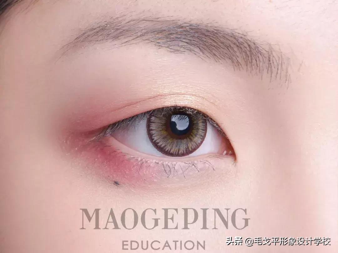 眼妆怎么画显大又干净单眼皮内双,没有内双的单眼皮怎么画眼妆