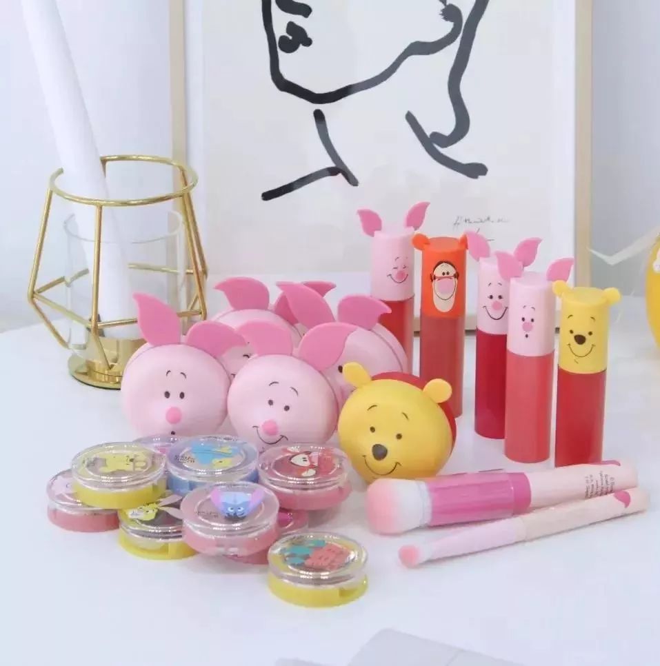 你和都市丽人之间只差这些猪年限定了