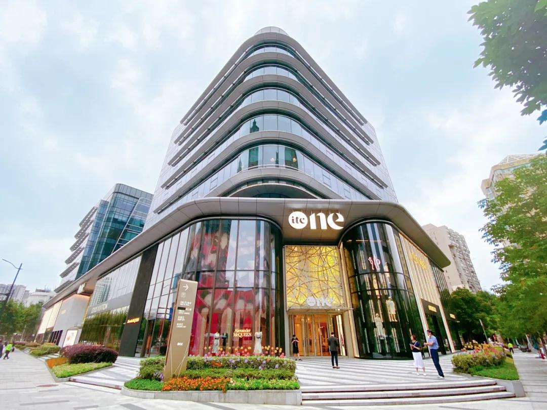 潮人汇聚,徐家汇比较潮的商场