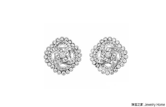 一大一小的胸针的正确戴法,一枚胸针穿出高级感