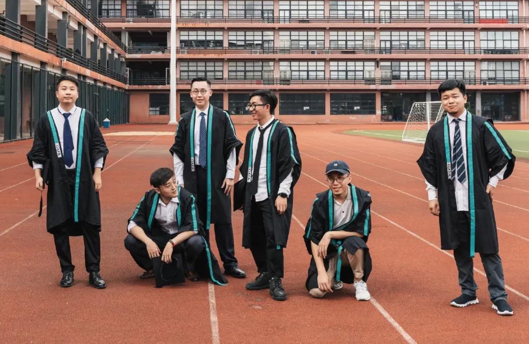 美院中国风学士服,九大美术学院学士服