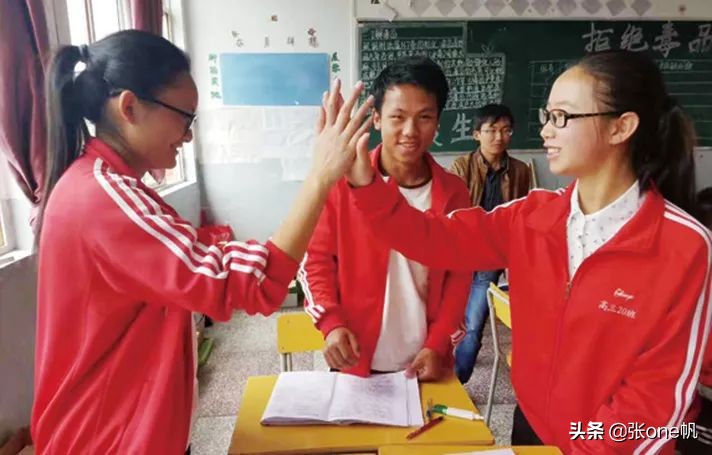 昆明黄冈实验中学高考分数,昆明黄冈实验中学招生简章