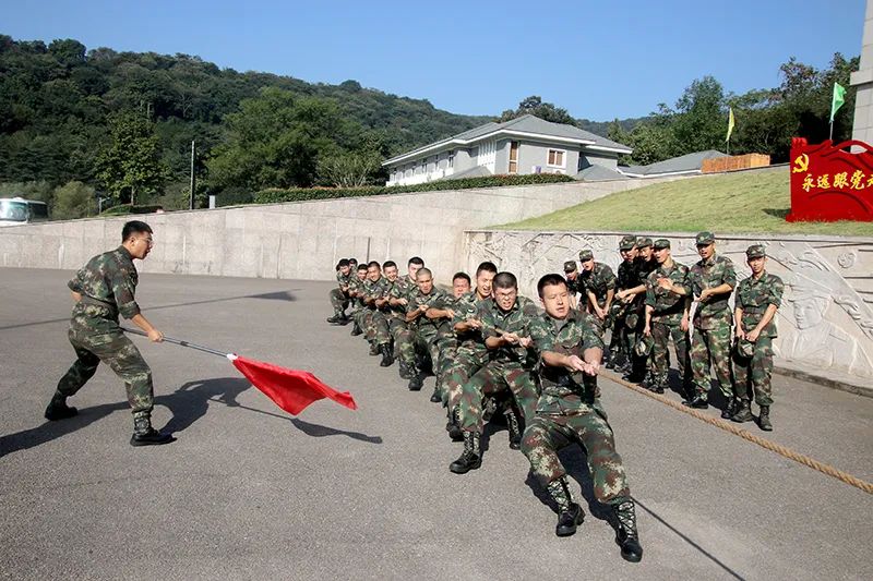 燃爆全场这场军体运动会血性十足,满屏热血军体运动会燃爆金秋
