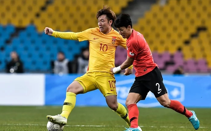 中国男足3比0胜韩国男足全场录播,中国男足怒其不争