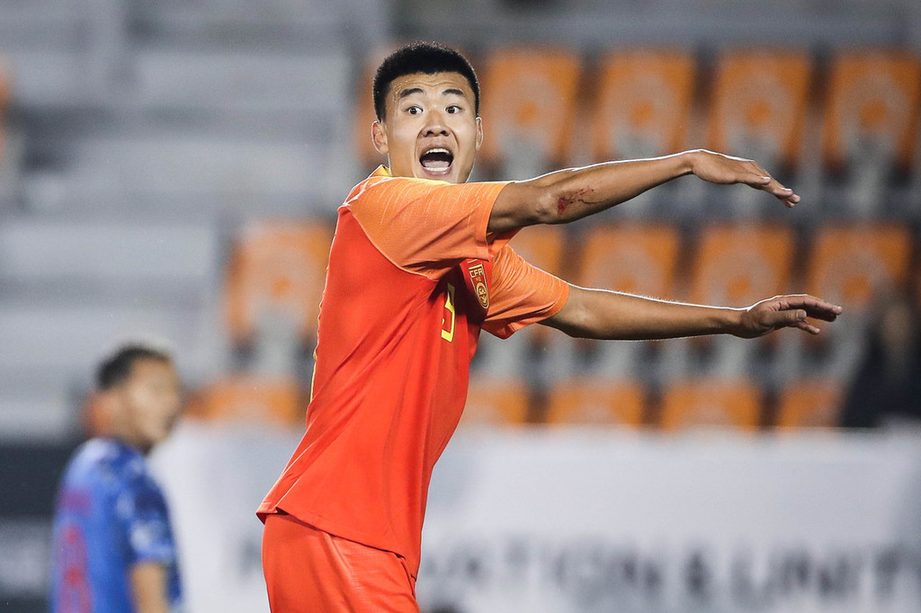 东亚杯国足0比3不敌韩国,东亚杯国足韩国直播