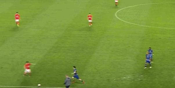 邓涵文和戴琳什么关系,邓涵文对战越南小碎步