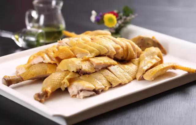 83岁神仙颜值,18岁时神仙颜值