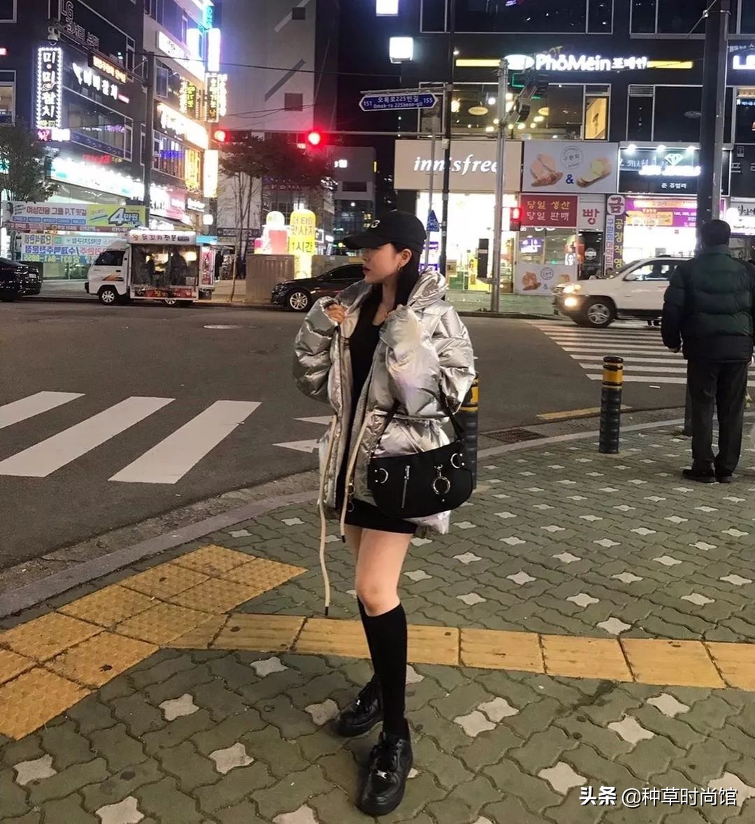 羽绒服裙子洋气,羽绒服裙子穿搭女高级感