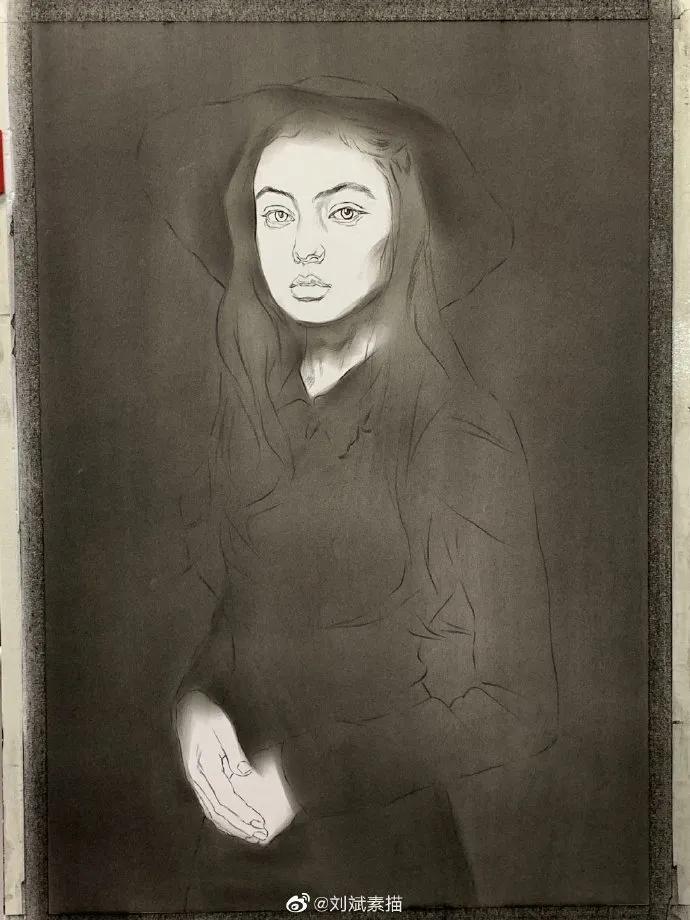 刘斌素描技法用的绘画材料,刘斌素描用的什么笔