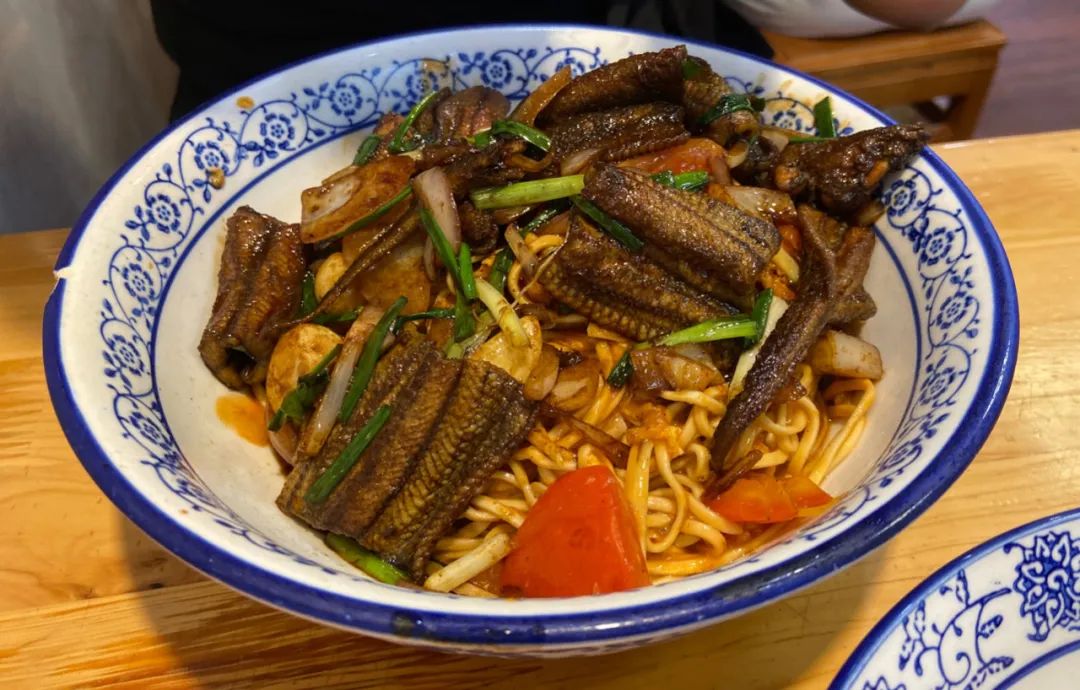 海错图这本书记录的什么,海错图中的海鳝