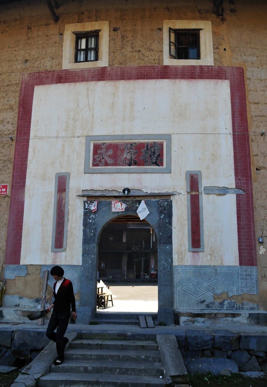 福建奇特的建筑铁宅,福建最奇观的民居老宅回忆