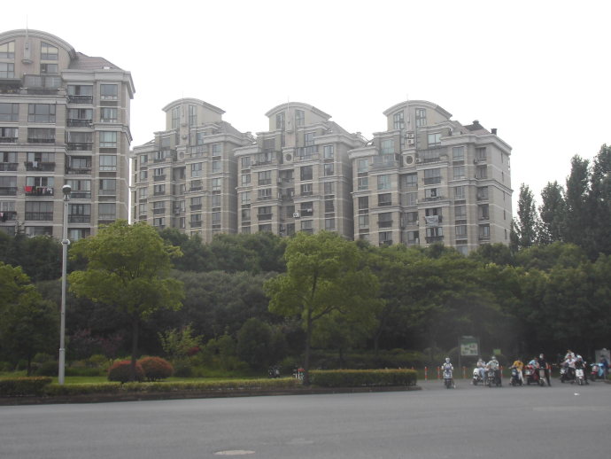 上海世界路巡游,带你巡游中国