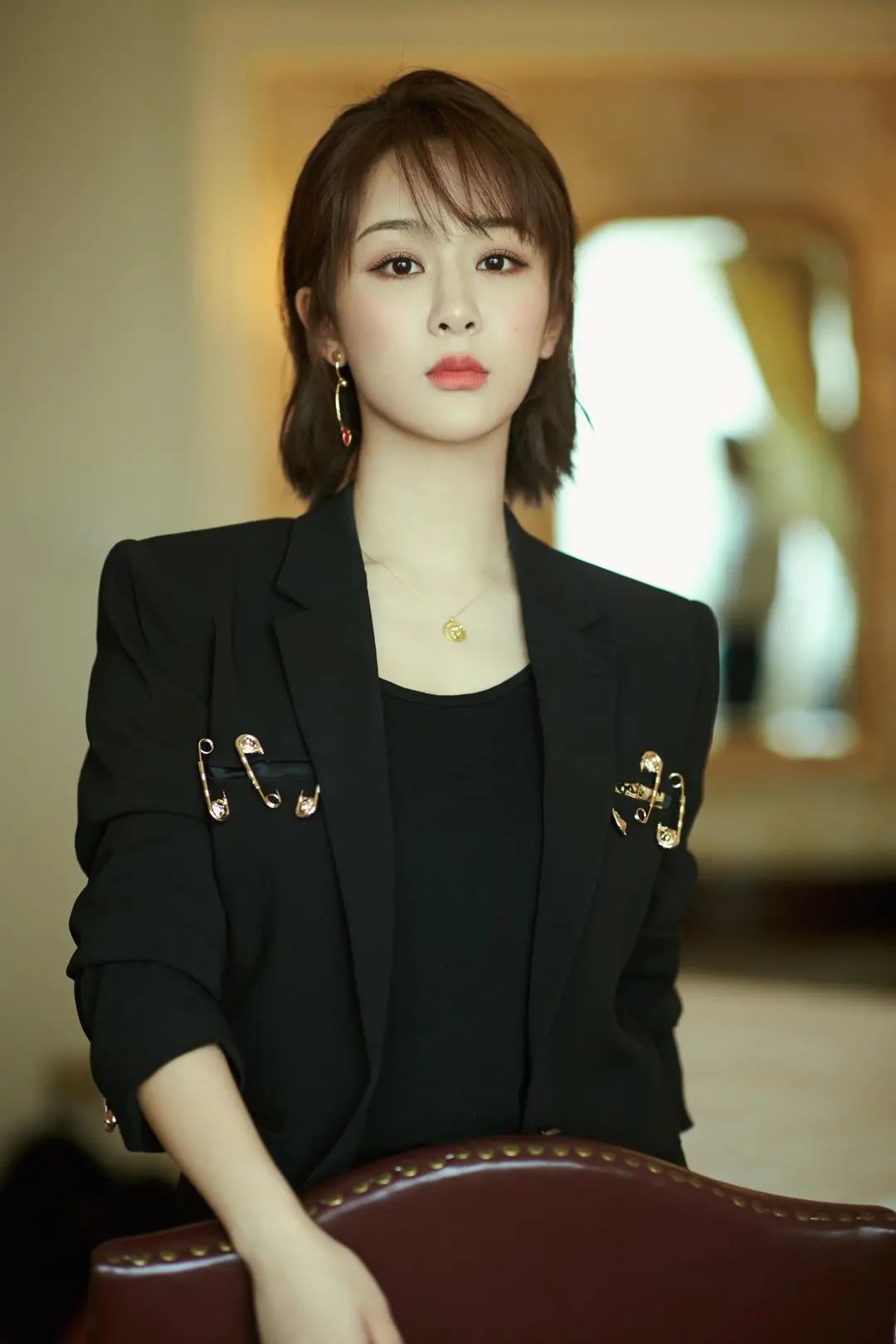 与辱华品牌第一个解约的男艺人,第1个和辱华品牌解约的艺人