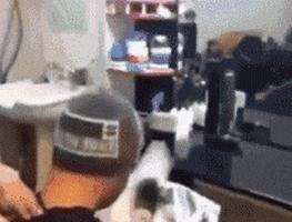 搞笑gif妹子的内心是崩溃的,搞笑gif妹子原来是个逗比