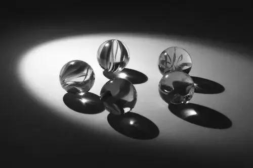 回忆杀！好想再通关一次“魂斗罗”，吃一次大大泡泡糖……