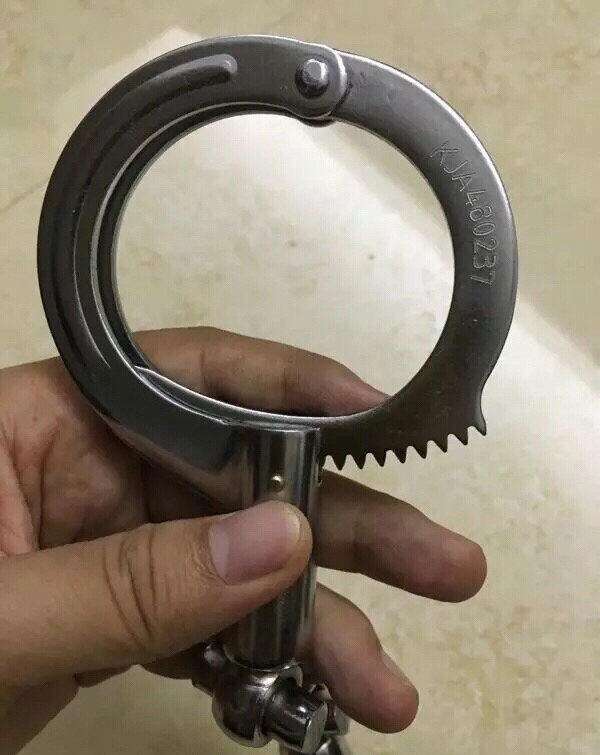 钓友们买的麝香酒是真的吗？别傻了，这些年智商税交的还少吗？