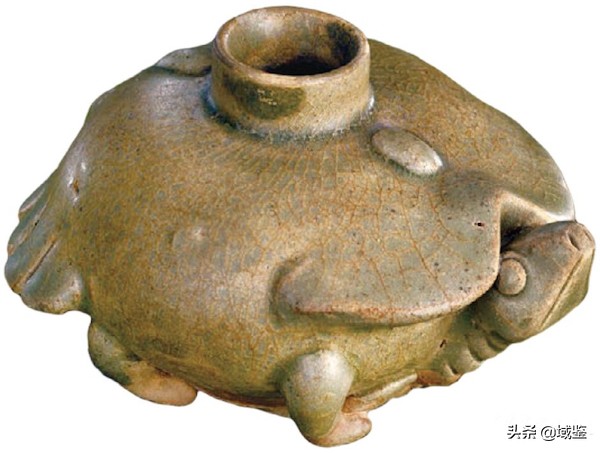 魏晋时期的文房器用:“一点如漆”的仲将墨与韦诞笔、紫纸