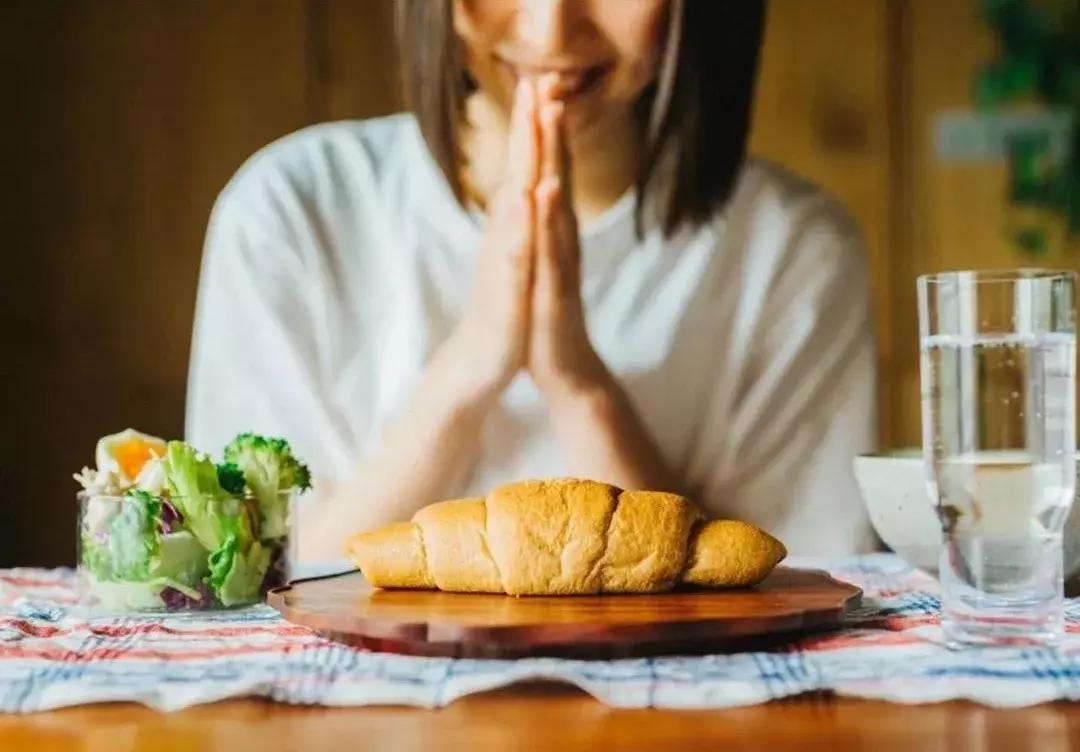 拍照时怎样做到不畏惧镜头,害怕镜头是什么症状