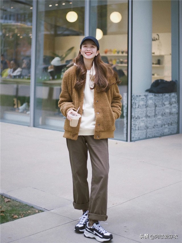 颗粒绒外套穿什么内搭,秋冬款颗粒绒外套怎么搭配