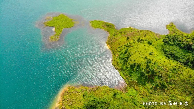 巴厘岛式私密温泉度假,听山野清风