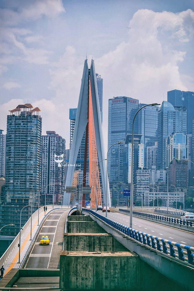 藏于山隐于巷，重庆日夜里的另一番江湖