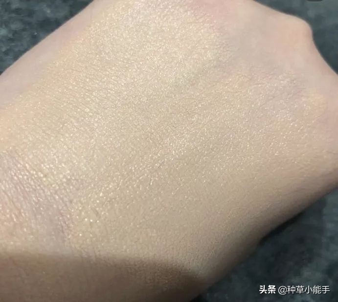 便宜彩妆眼影,腮红100多元