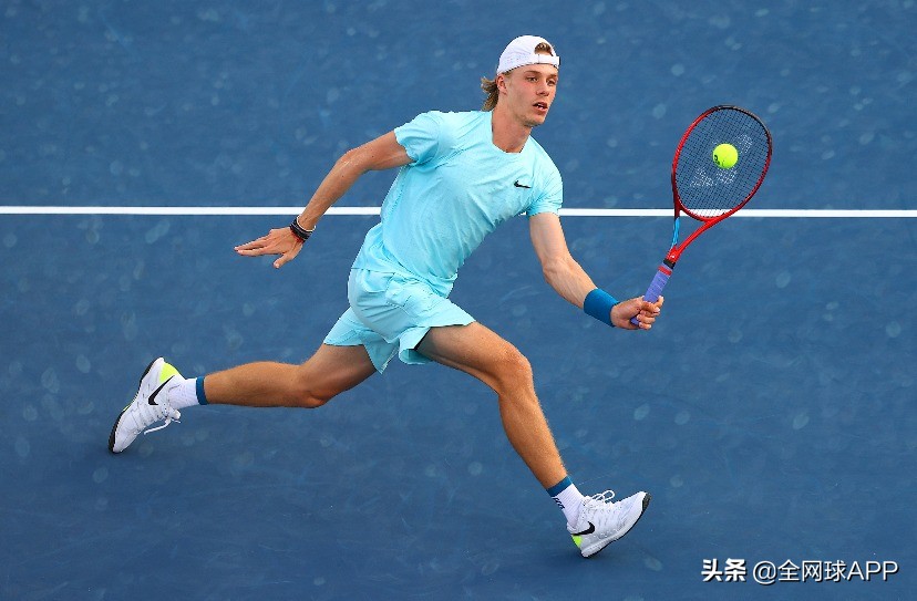 2021新款YONEXVCORE100网球拍测评