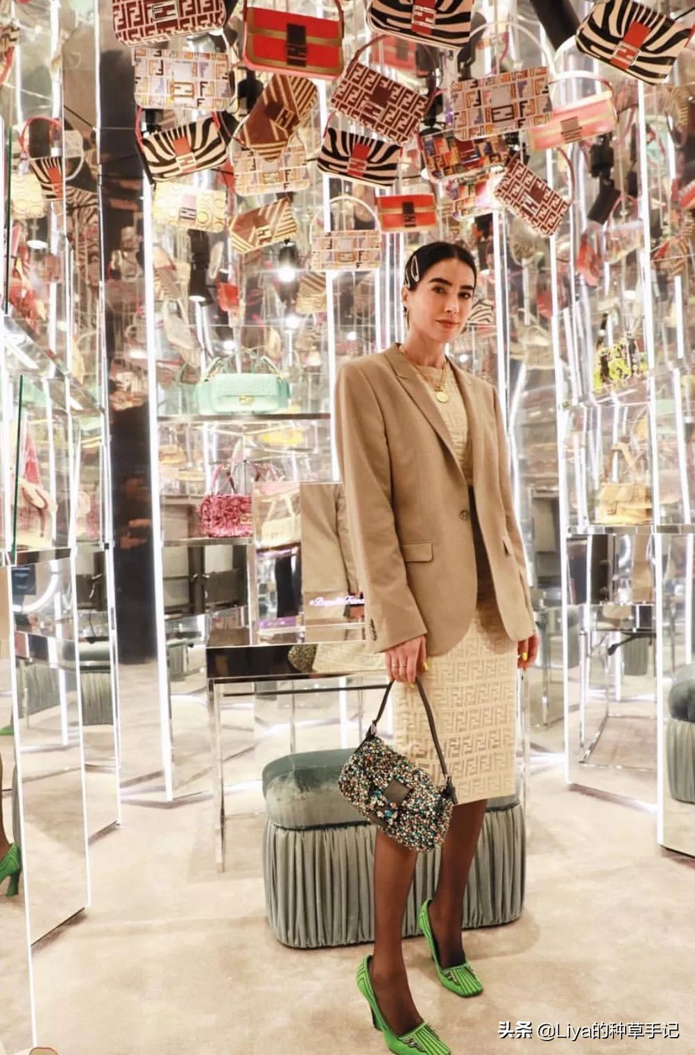 “打*裤底**”怎么穿才不土？记住这4点