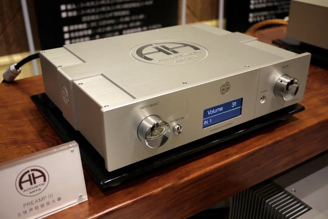 进口纯甲类后级功放,德国前级功放