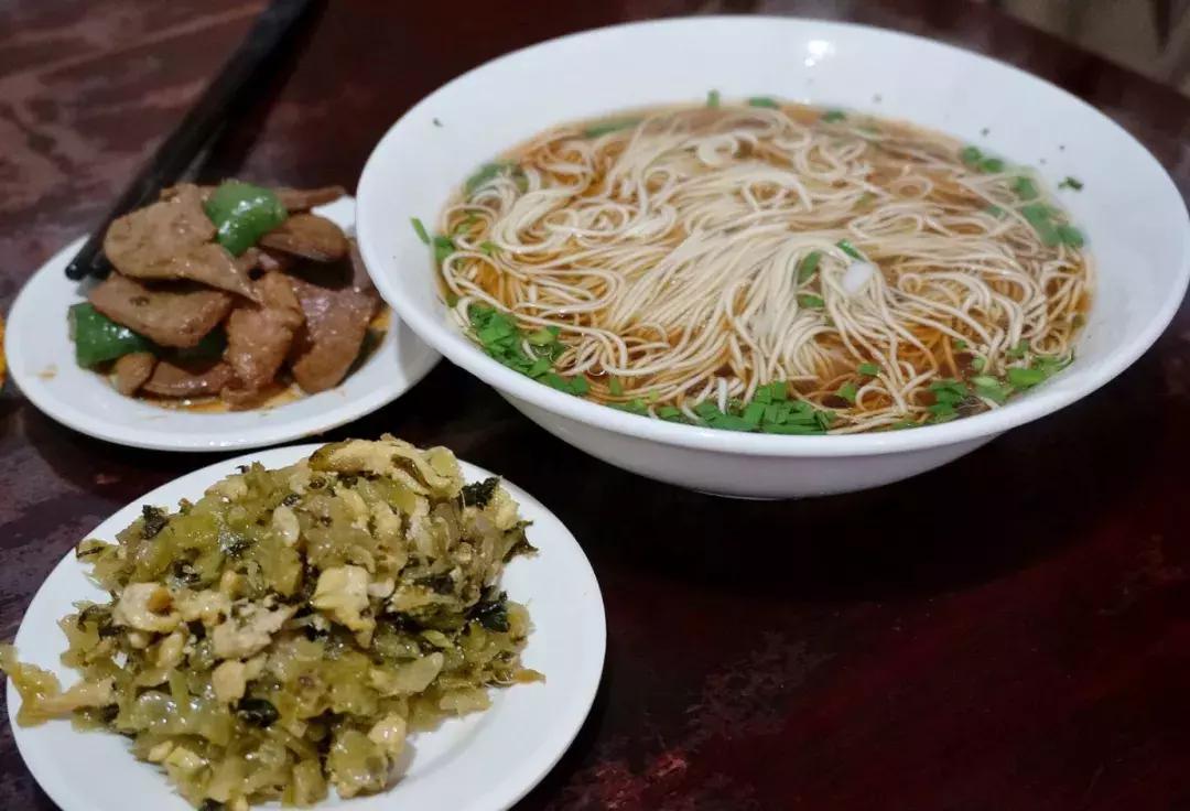 无锡本土特色小吃,无锡最有名气的小吃筒肠是哪家