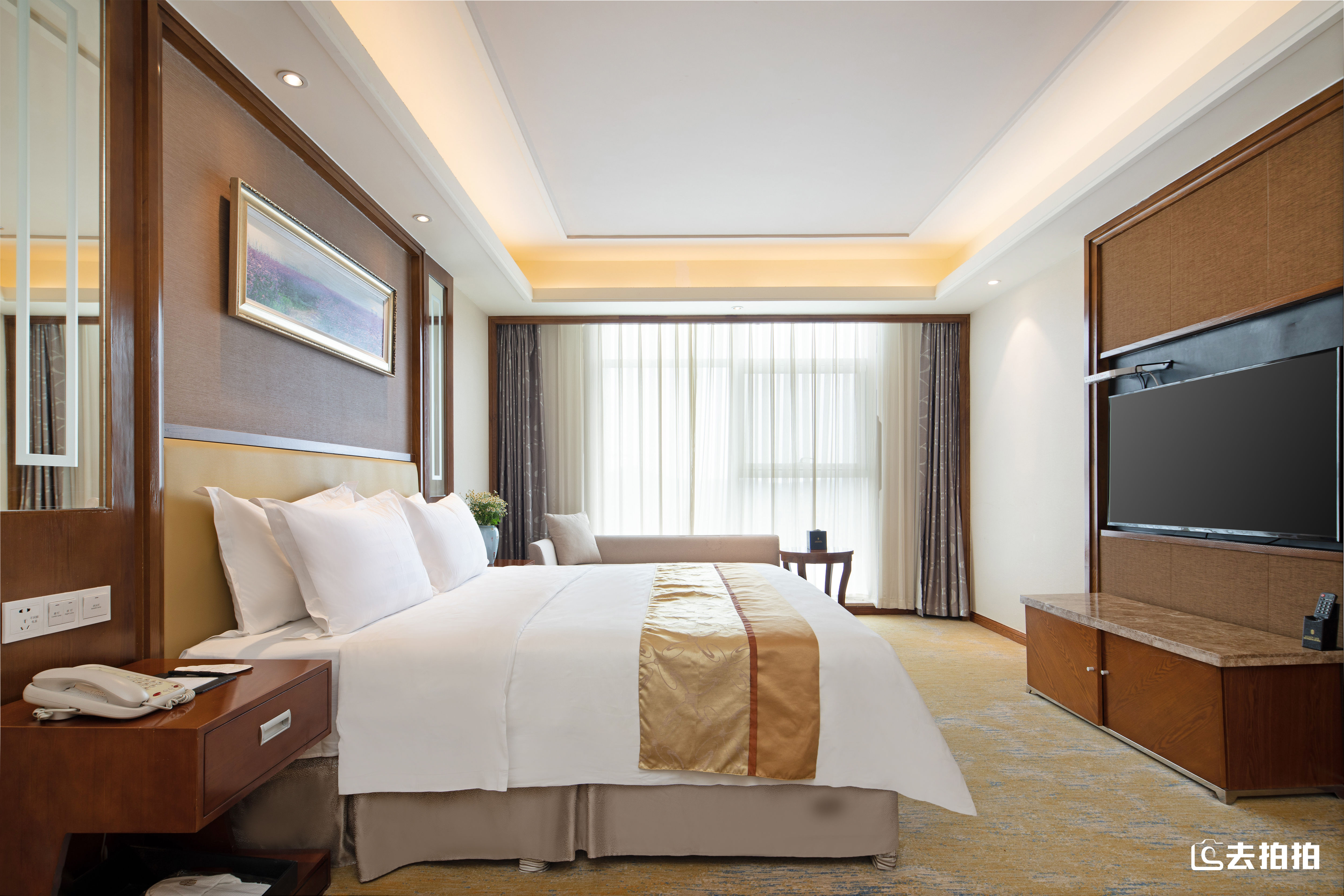 去拍拍蓝海酒店l做一片有温度的“蓝海”