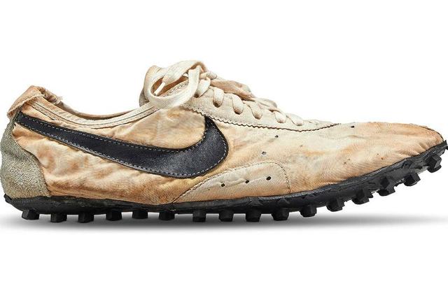 最贵的跑鞋排行榜第一名,史上最贵的马拉松跑鞋