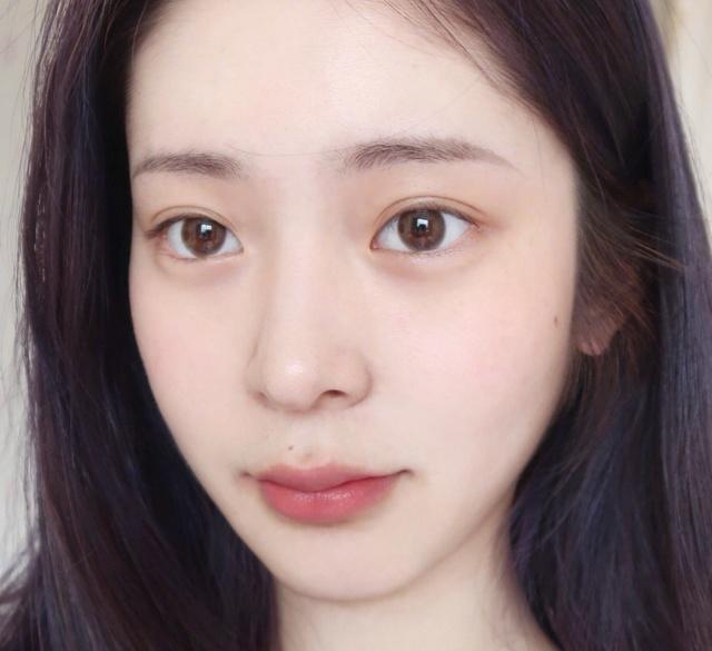 天生自然带妆的女孩,天生自带妆容的女孩特征