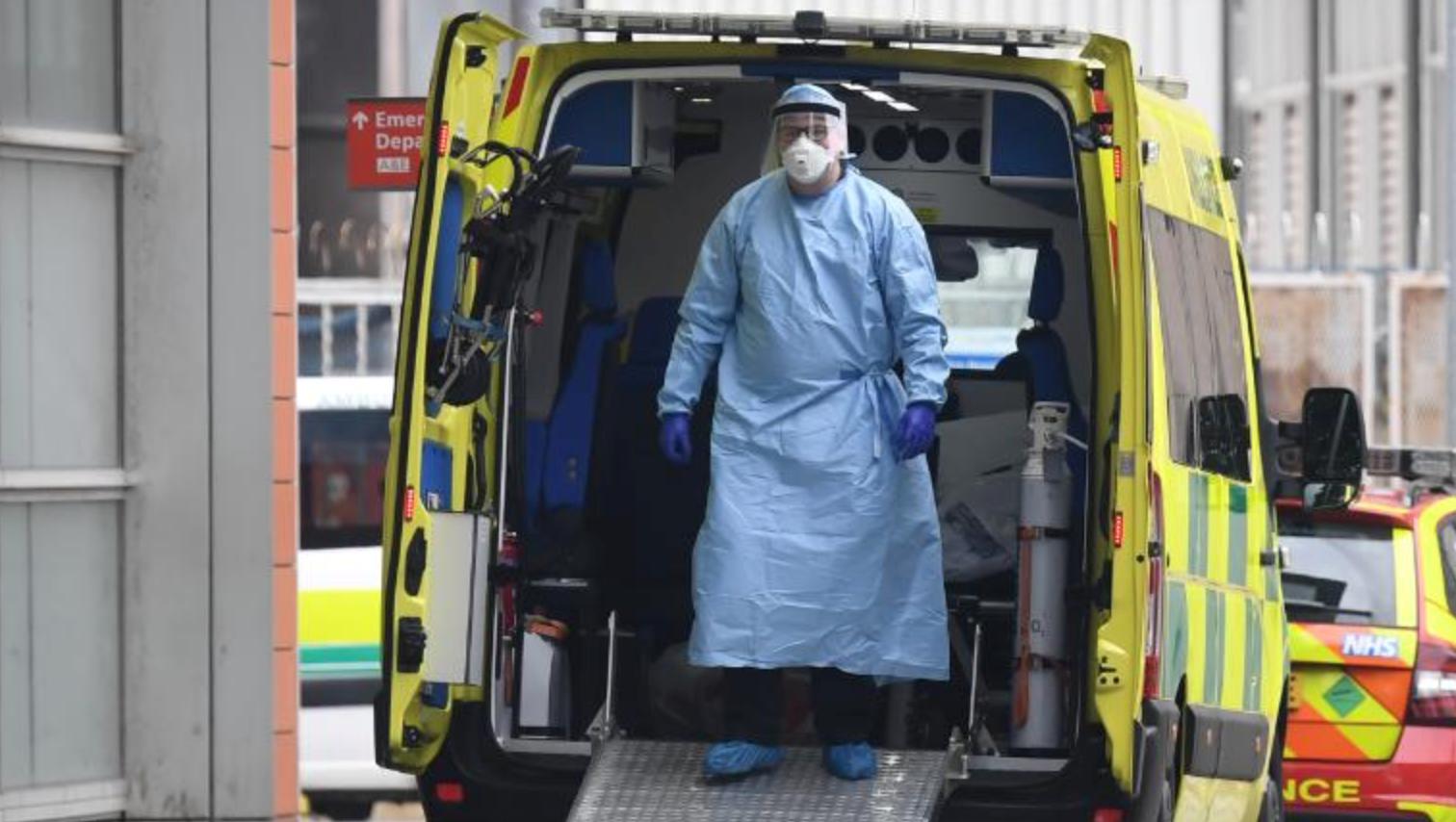 英国购物防护服,英国2亿件防护装备已过期