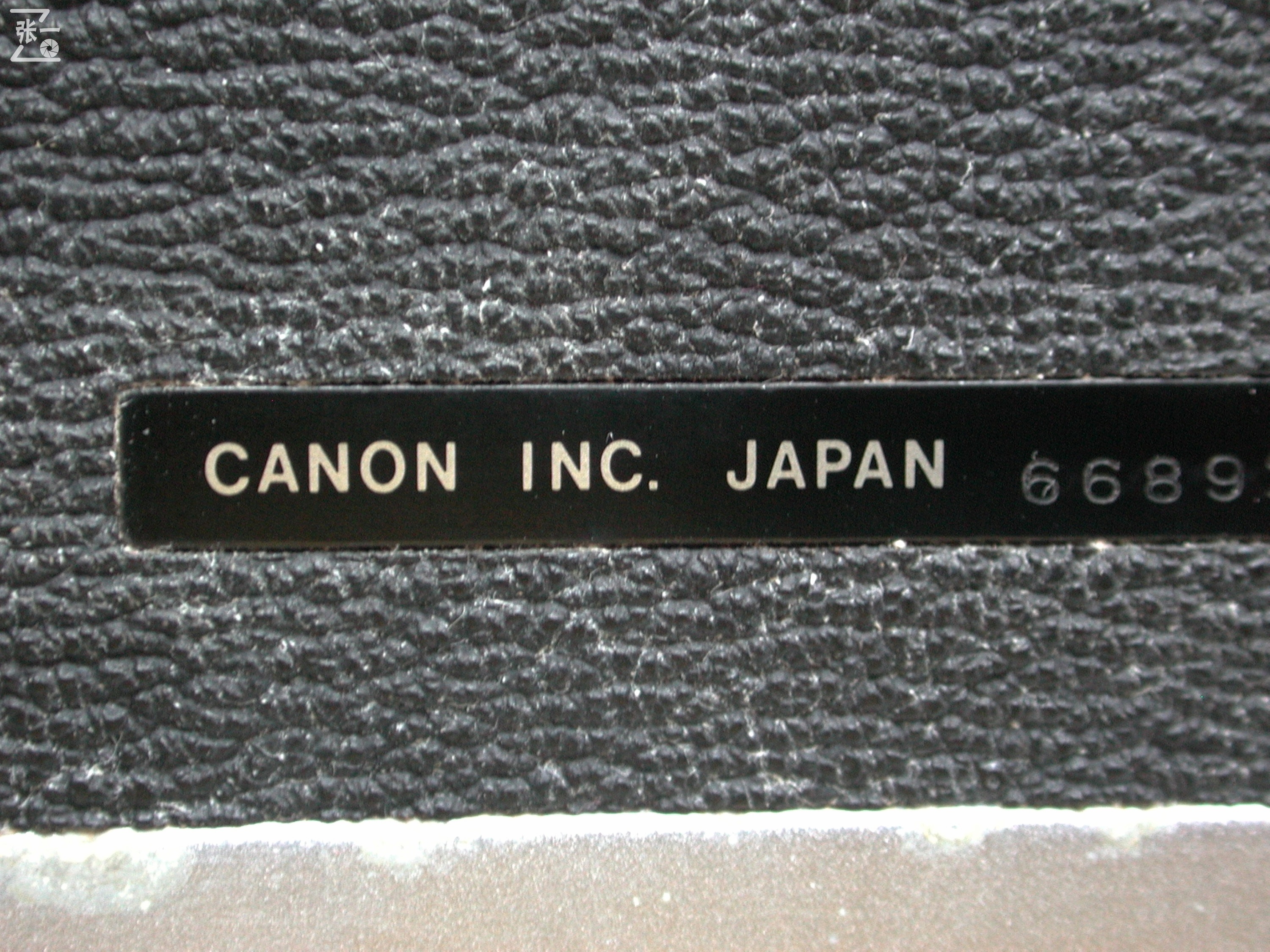 朋友送佳能,朋友送了一个照相机