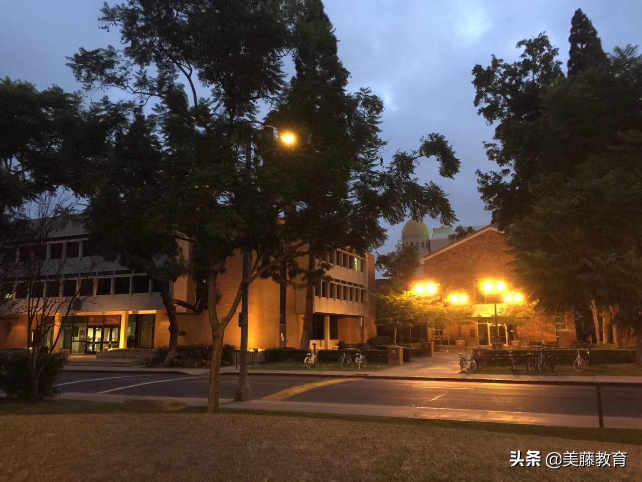 出国到美国留学应做哪些准备,办理美国留学需要准备哪些资料