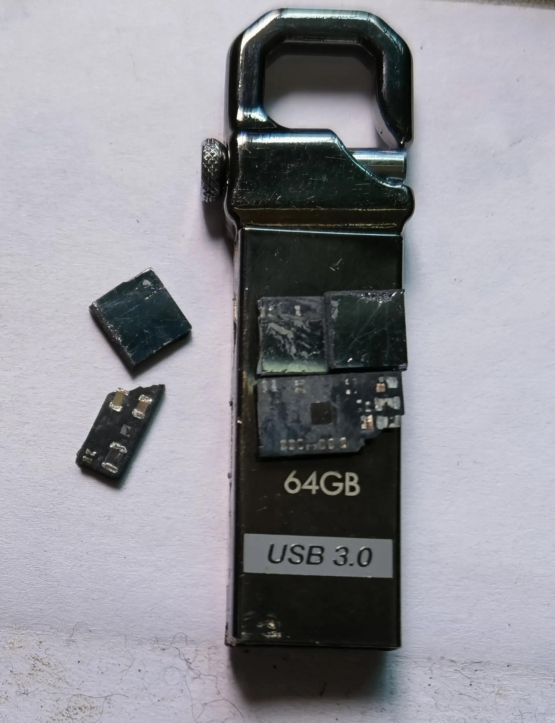 普通优盘和固态优盘拆解,拆解固态u盘