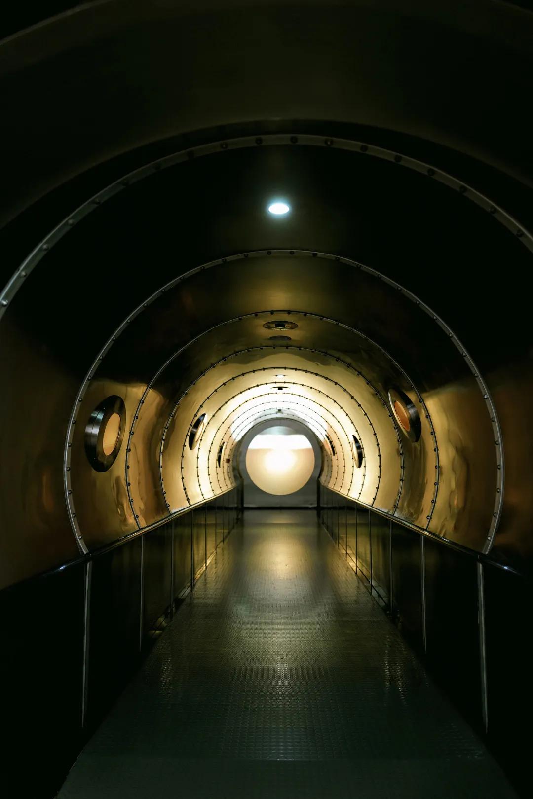 青岛即可以看海还能吃海鲜的地方,去青岛吃好海鲜看大海心情自然好