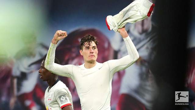 平地一声惊雷起,捷克在历届欧洲杯的成绩