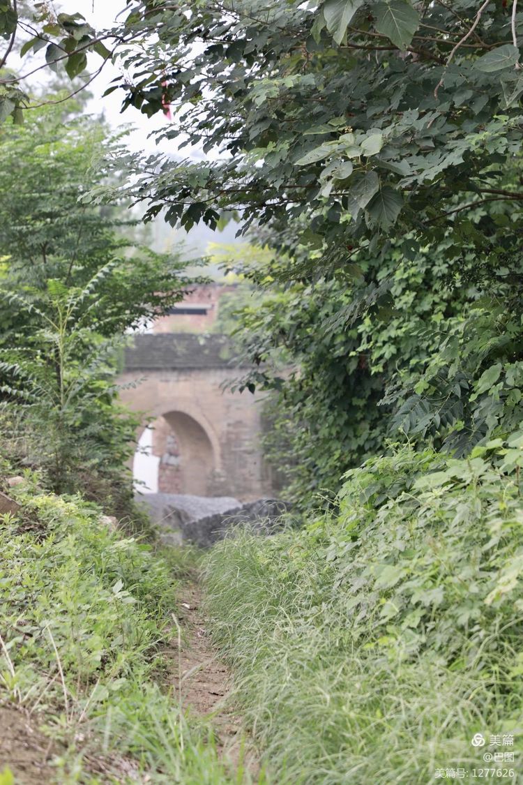 末伏偃师怀旧行,访古春秋时期滑国故城,探幽西天取经唐僧寺
