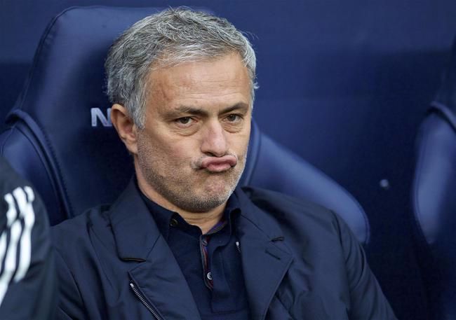 穆里尼奥面对老东家曼联,穆里尼奥点评利物浦翻盘巴萨