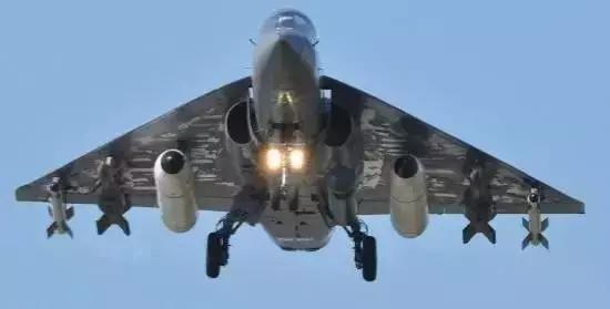 马来西亚装备多国先进战机,马来西亚空军有多少架飞机