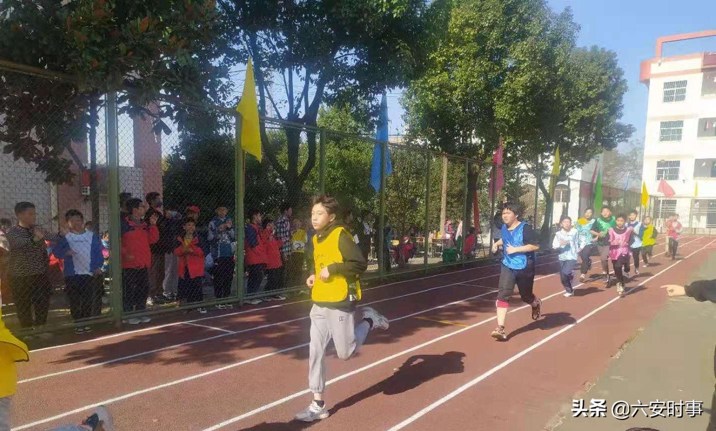 中心学校春季运动会活动简讯,释放青春活力展现青春风采