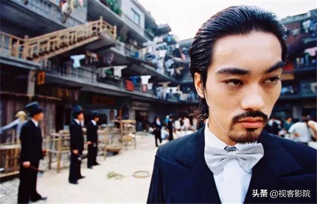 功夫：斧头帮帮主琛哥取向成谜，星爷心中的功夫是什么？